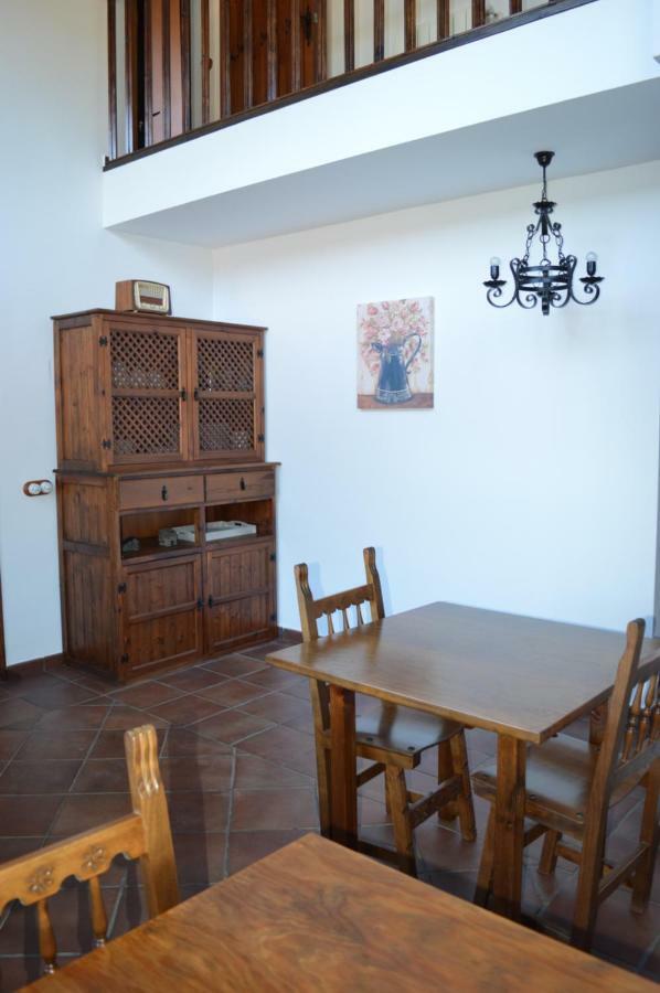 Las Estrebedes Casa Rural Guest House Caminomorisco Exterior photo