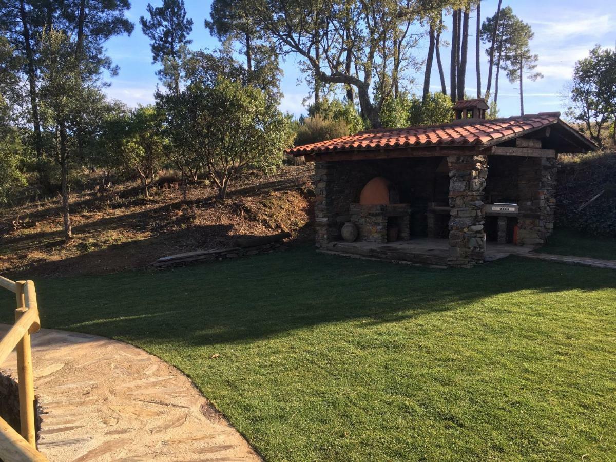 Las Estrebedes Casa Rural Guest House Caminomorisco Exterior photo