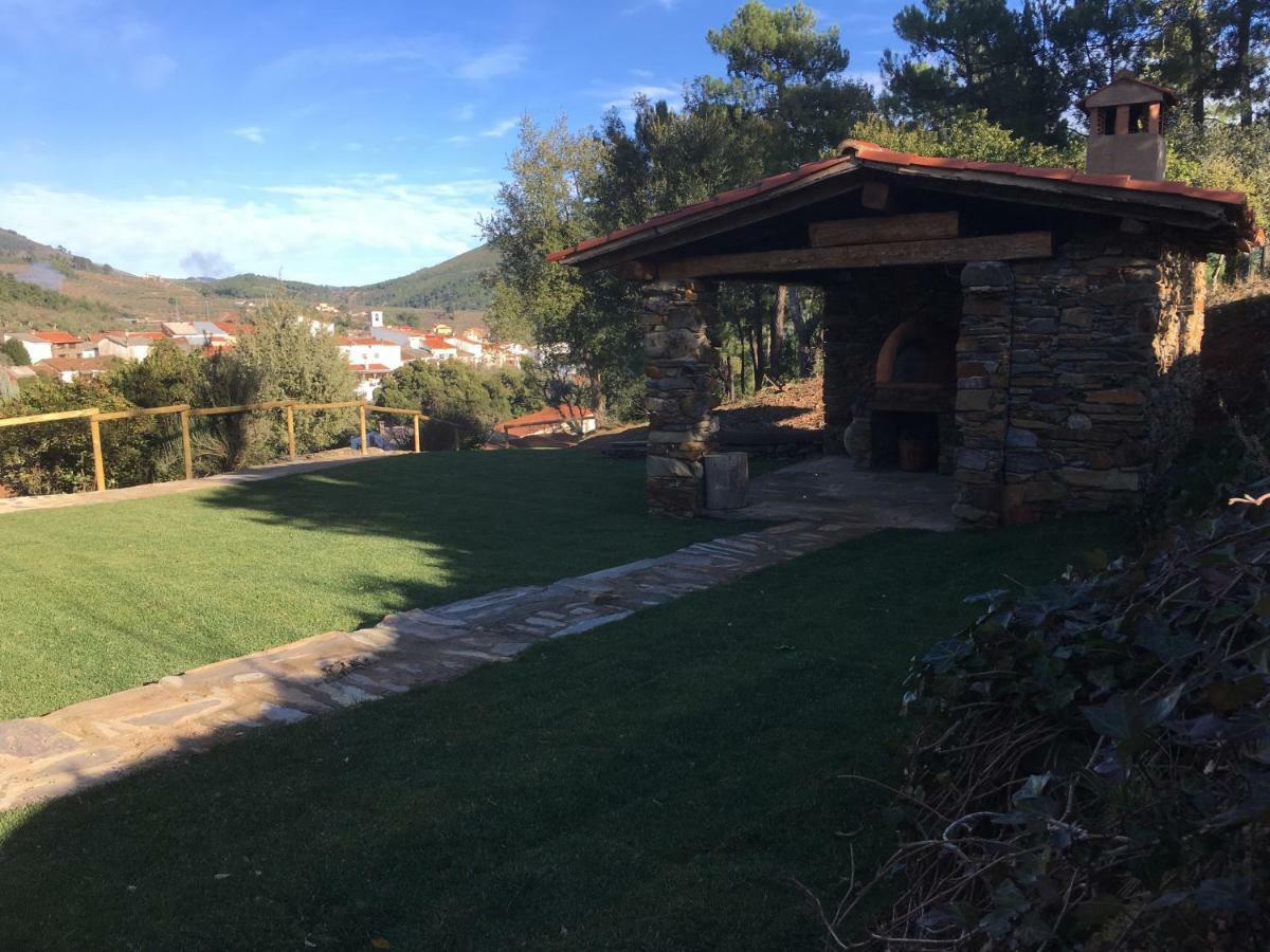 Las Estrebedes Casa Rural Guest House Caminomorisco Exterior photo